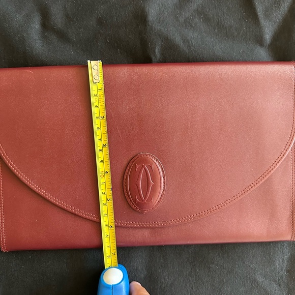Cartier Les must de Cartier Collection Burgundy Leather Clutch; Great Condition! - Picture 3 of 15